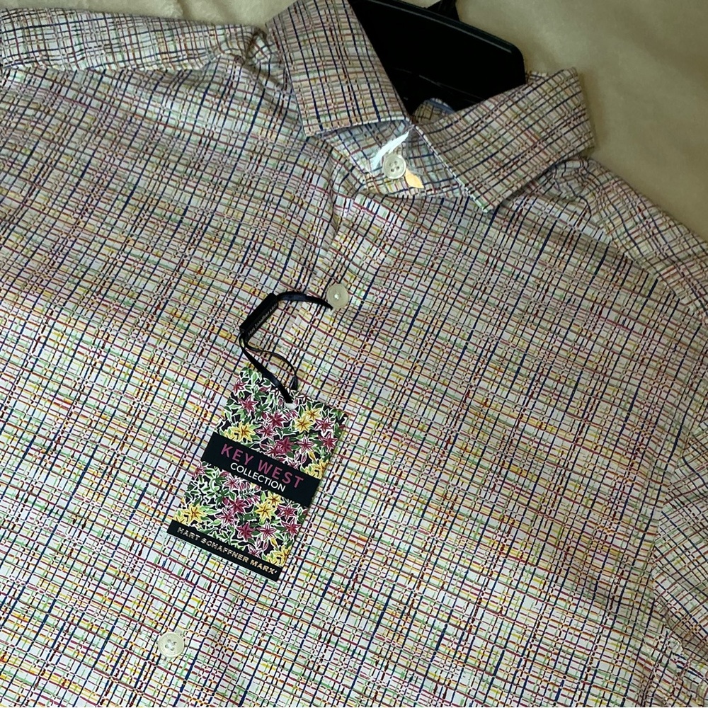 NEW Hart Schaffner Marx “Key West Collection” Plaid Shirt men’s size small NWT